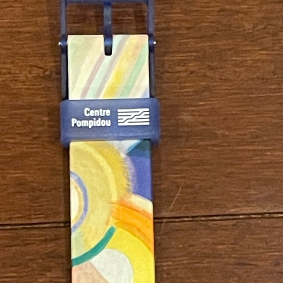 nwot Swatch carousel robert delaunay art Watch limited edition collab sold out - Picture 7 of 9